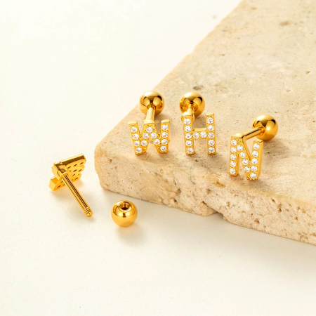 1 pièce de boucles d'oreilles piercing pour femme, série Simple, lettre simple, cuivre, or, zircon 2
