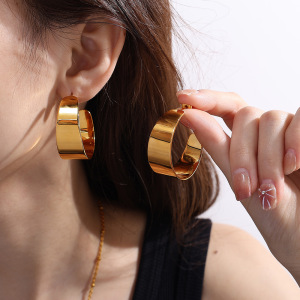 Boucles D'Oreilles Puces Simples En Acier Inoxydable Imperméable Couleur Or h5 Image5