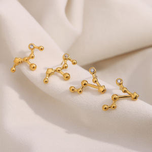 Boucles D'Oreilles Puces Pour Femmes Simple Series Constellation En Acier Inoxydable Doré Étanche h5 Image3