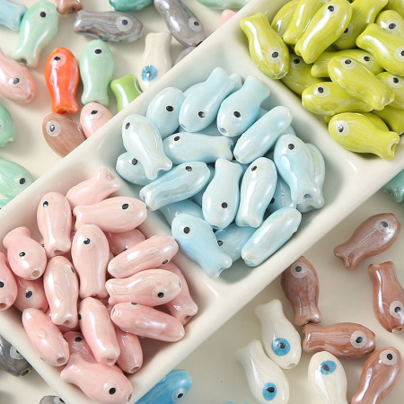 1 pièce de perle en céramique en forme de poisson pour bijoux à faire soi-même 2