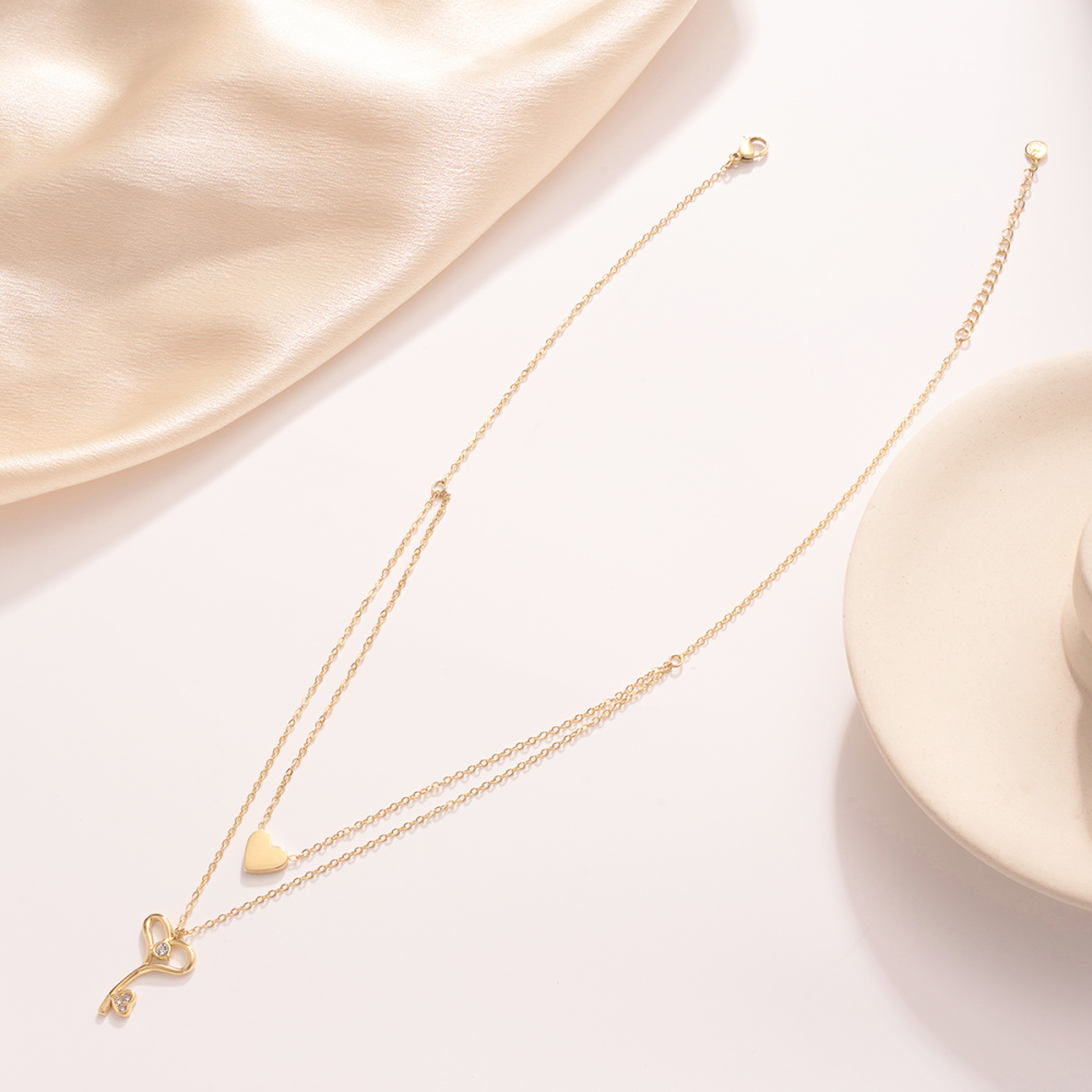 Magnifique Collier À Plusieurs Rangs Pour Femme, En Acier Inoxydable Imperméable, Couleur Or, Avec Pendentif Cœur Et Clé. Image4