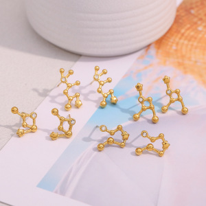 Boucles D'Oreilles Puces Pour Femmes Simple Series Constellation En Acier Inoxydable Doré Étanche h5 Image2