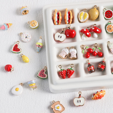 1 pièce de perle de bijoux en alliage de fruits mignons à faire soi-même