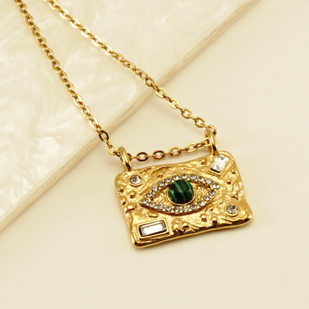 Colliers pendentifs œil du diable en acier inoxydable étanche couleur or 2