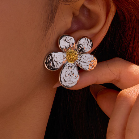 Boucles d'oreilles puces pour femme, collection romantique, motif floral, en acier inoxydable étanche, couleur or (1 paire).