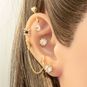 1 Pièce De Boucles D'Oreilles Piercing Pour Femme En Forme De Cœur Simple, Couleur Cuivre Et Or, Zircone h5 Image4