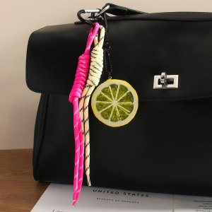 Pendentif De Sac Noué Simple Et Créatif En Forme De Tranche De Citron h5