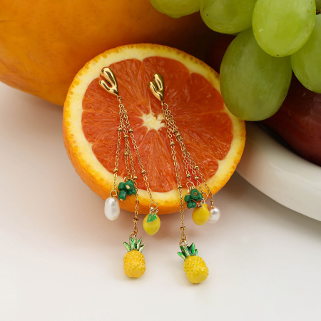 Boucles d'oreilles pendantes en forme de fruits dorés