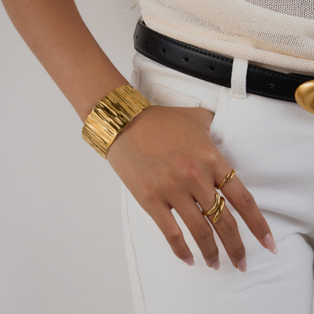 Bracelets manchettes étanches en acier inoxydable massif couleur or