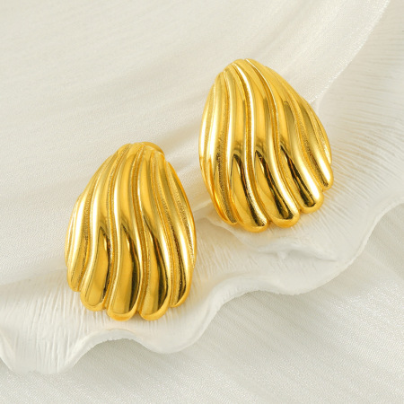 Boucles d'oreilles puces en acier inoxydable étanche couleur or, en forme de coquillage 2