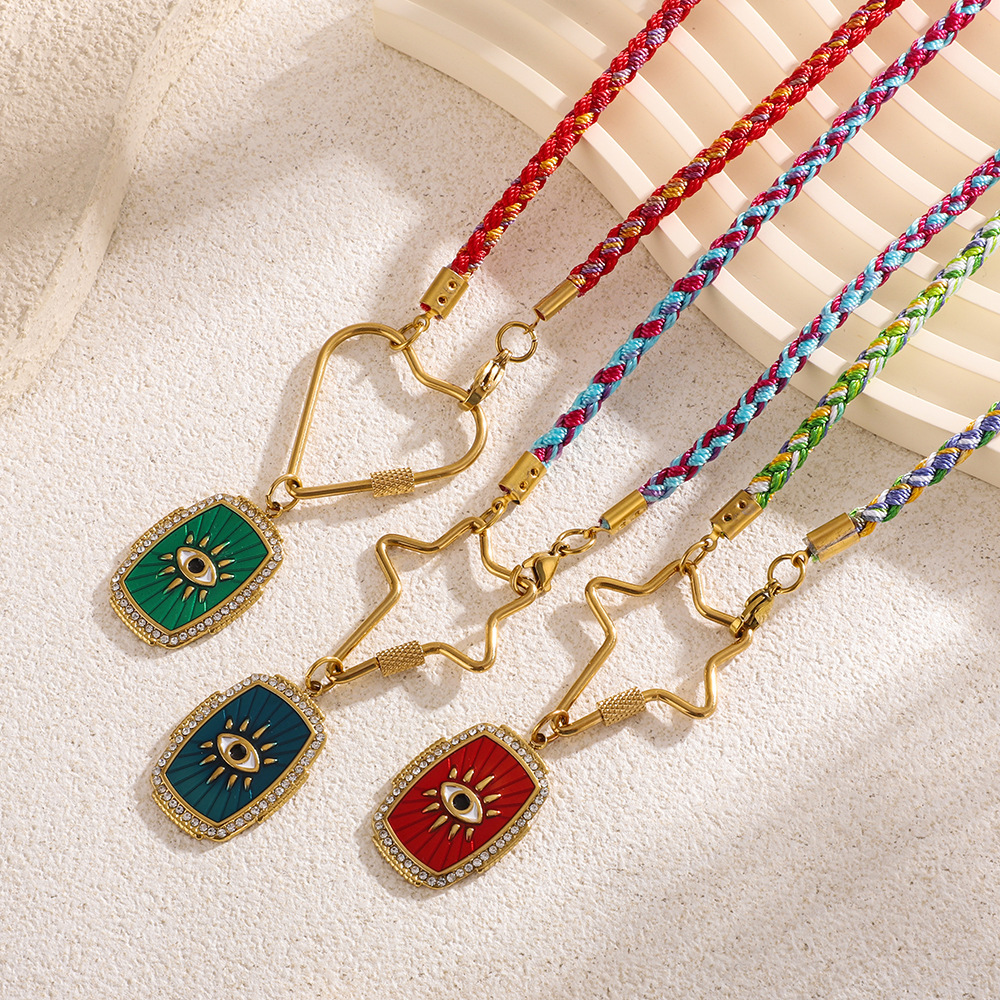 Colliers Pendentifs Pour Femmes Opulent Eye En Acier Inoxydable Étanche Couleur Or Image3
