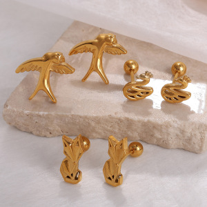 Boucles D'Oreilles Piercing Mignonnes En Acier Inoxydable Étanche Couleur Or, Motif Animal h5 Image2