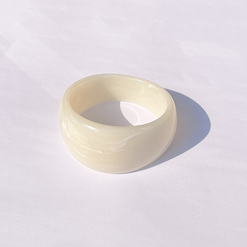 Bracelets Pour Femmes En Acrylique, Légers Et Luxueux, Ronds Et Lisses, À Surface Floue Image4