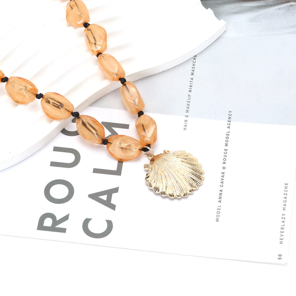 Colliers De Perles En Résine Pour Les Vacances Image3