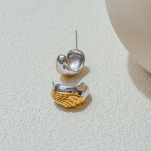 Boucles D'Oreilles Clous Géométriques Simples En Acier Inoxydable Imperméable De Couleurs Assorties h5 Image6