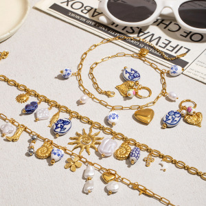 Colliers Pendentifs Romantiques En Acier Inoxydable Étanche Couleur Or h5 Image3