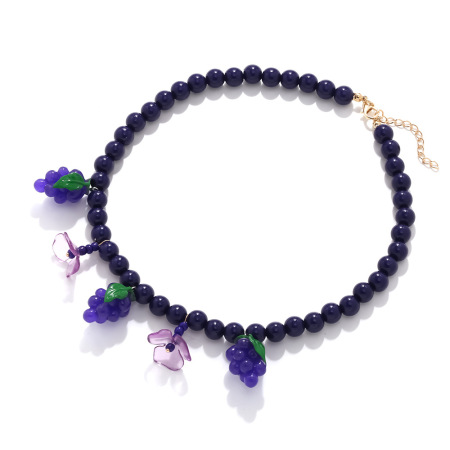 Joli collier de perles de raisin 2