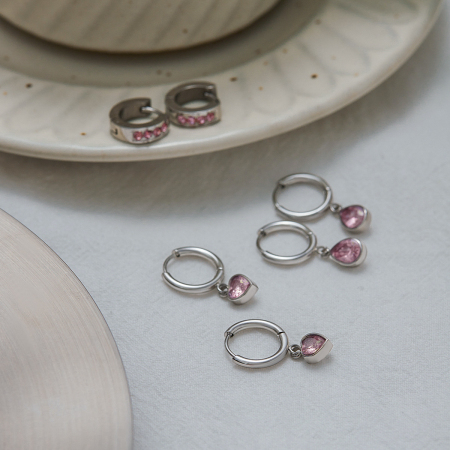 Boucles d'oreilles en acier inoxydable imperméables en forme de cœur 2