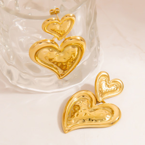 Boucles D'Oreilles Pendantes Pour Femme, En Acier Inoxydable Doré, En Forme De Cœur (1 Paire). h5 Image5