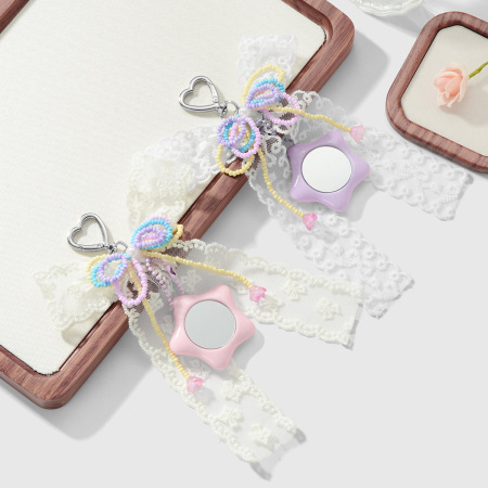 Charms de sac en forme de nœud papillon en perles