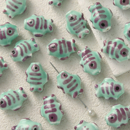 1 pièce de perle en céramique en forme de poisson pour bijoux à faire soi-même 2