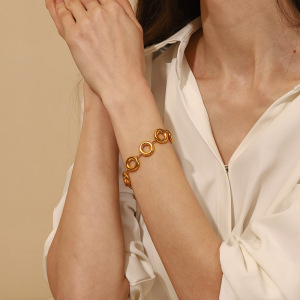 Bracelets Pour Femmes Rétro Et Élégants En Acier Inoxydable Doré Étanches h5 Image3