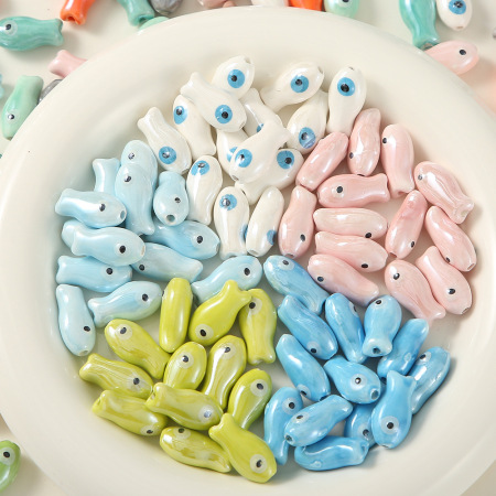1 pièce de perle en céramique en forme de poisson pour bijoux à faire soi-même