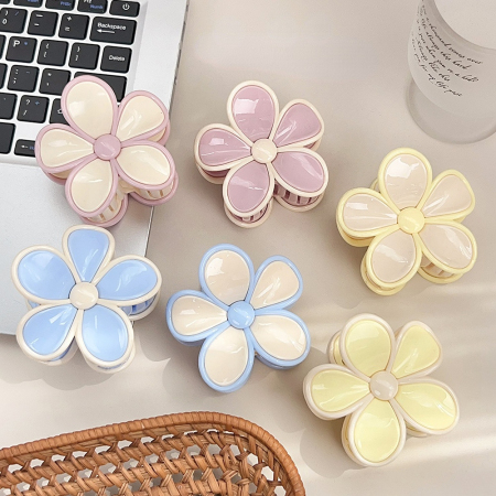 1 pince à cheveux élégante en résine en forme de fleur pour femme