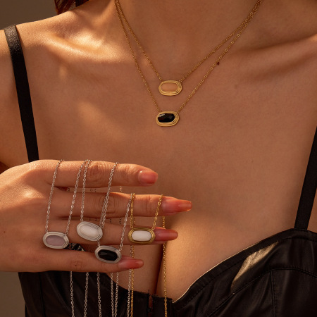 1 paire de colliers pendentifs géométriques simples pour femmes, en acier inoxydable étanche, à porter au quotidien