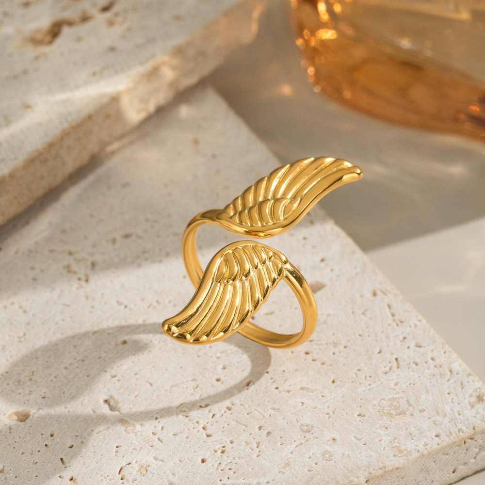 Bague Statement Wings En Acier Inoxydable Étanche Couleur Or (1 Pièce) Image3