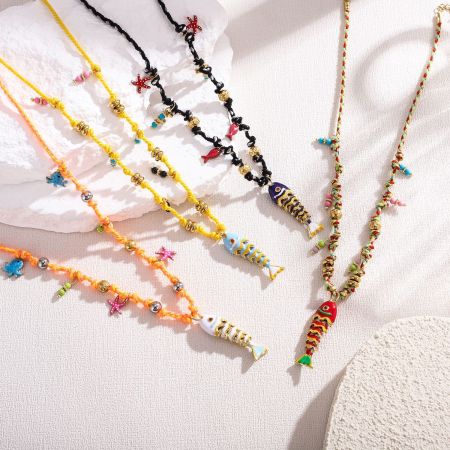 Colliers à pendentif en cuivre pour femmes, série luxueuse, élégants, en forme de poisson 2