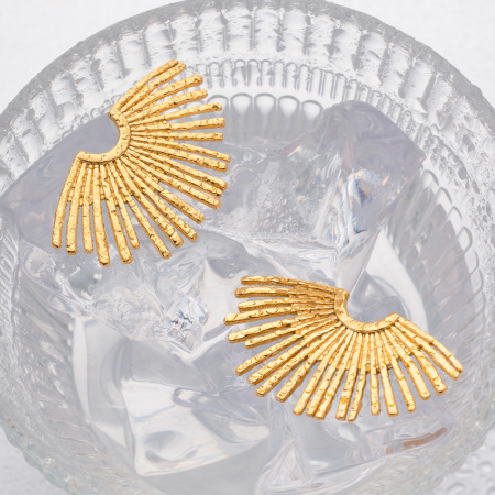 1 paire de boucles d'oreilles puces Daily Sun pour femmes, en acier inoxydable étanche, couleur or. 2