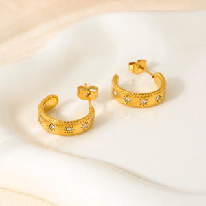 1 Paire De Boucles D'Oreilles Créoles Pour Femme, En Acier Inoxydable Imperméable, Ornées De Zircon Et De La Série Rétro Classique Star h5 Image3
