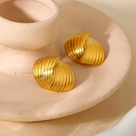 Boucles d'oreilles puces rétro géométriques en acier inoxydable étanche couleur or pour femmes 2