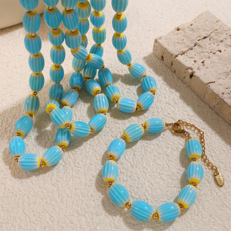 Collier de perles en céramique 1 pièce