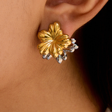 1 paire de boucles d'oreilles puces pour femme, en acier inoxydable doré, motif fleur, collection classique