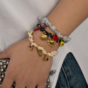 Bracelet À Breloques Pour Femme, Élégant, En Acier Inoxydable, Étanche, Motif Floral Ethnique (1 Pièce). h5 Image5