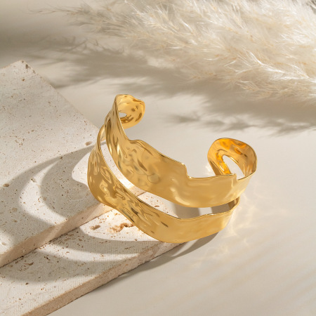 Bracelet manchette géométrique étanche en acier inoxydable doré (1 pièce)