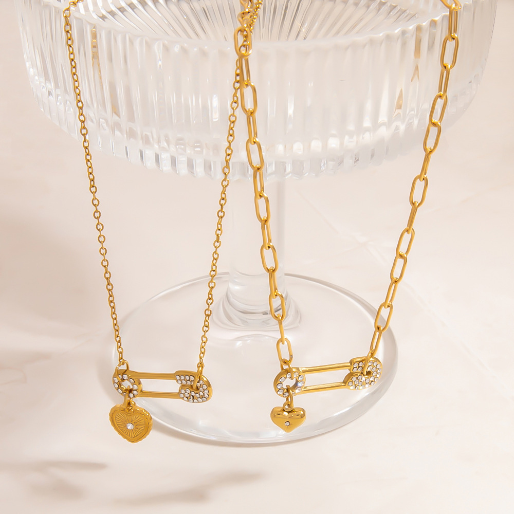 Collier Pendentif Cœur En Acier Inoxydable Étanche Couleur Or (1 Pièce) Image4