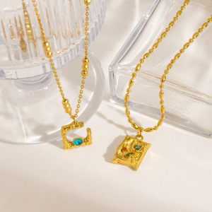 Collier Pendentif Vintage Et Élégant En Acier Inoxydable Étanche Pour Femme h5 Image3