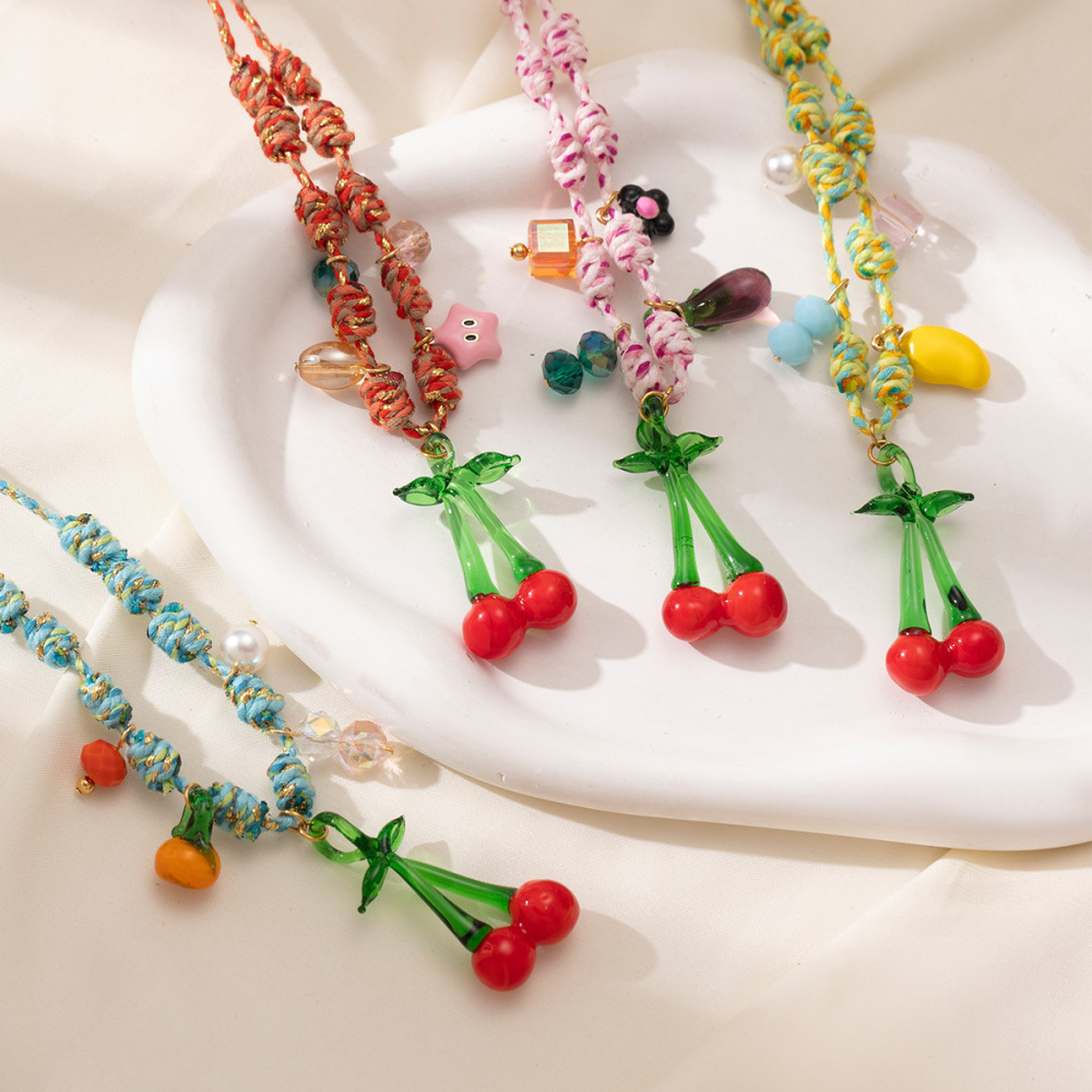 1 Collier Tressé Cerise Mignon h5Image3