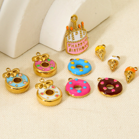 Pendentifs géométriques doux en acier inoxydable étanche couleur or