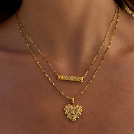 Collier pendentif élégant en forme de cœur, en acier inoxydable étanche, couleur or, pour femme (1 pièce)
