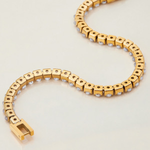 Bracelet À Maillons Pour Femme, 1 Pièce, Série Luxueuse, Haut De Gamme, Géométrique, En Acier Inoxydable, Étanche, Couleur Or h5 Image4