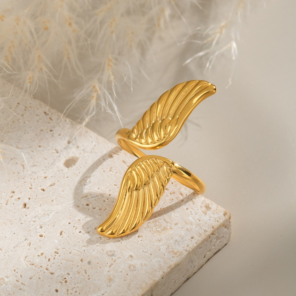 Bague Statement Wings En Acier Inoxydable Étanche Couleur Or (1 Pièce) Image4