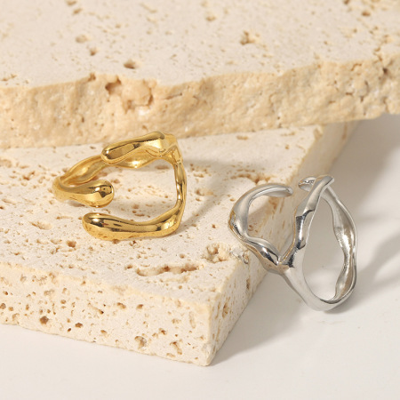Bague minimaliste étanche en acier inoxydable couleur or (1 pièce)