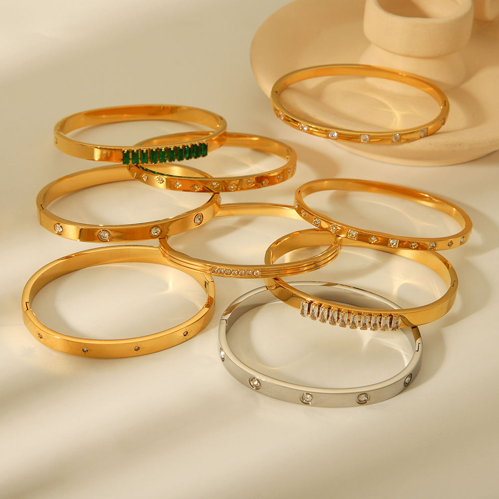 1 Paire De Bracelets Pour Femmes, Collection Simple Series, Géométriques, Quotidiens, En Acier Inoxydable, Étanches, Couleur Or, Ornés De Zircon. Image7