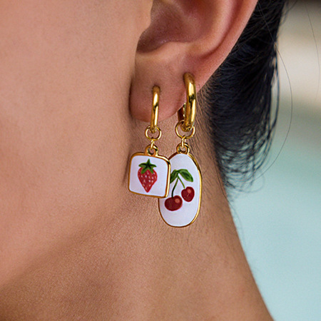 1 paire de colliers pendentifs pour femmes en acier inoxydable couleur or, couleur cerisier naturel