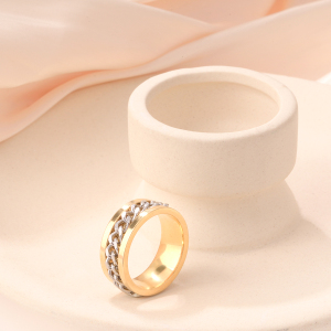Bague De Luxe Classique Géométrique En Acier Inoxydable Étanche Couleur Or (1 Pièce) h5 Image4