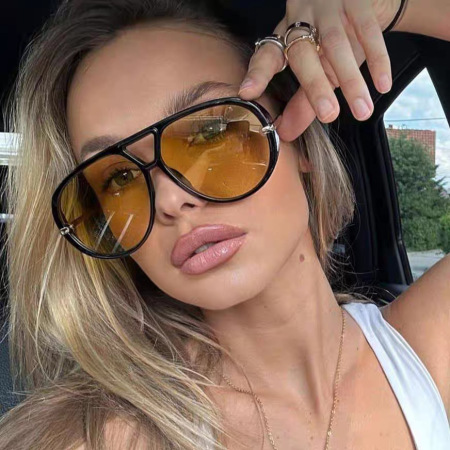 1 paire de lunettes de soleil simples pour femmes, couleur unie et décontractée 2